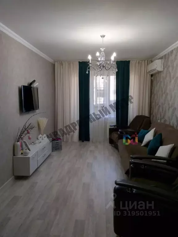 3-к кв. Калмыкия, Элиста 4-й мкр, 34 (62.0 м) - Фото 0