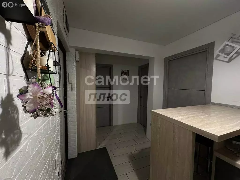 3-комнатная квартира: Омск, улица Химиков, 18/2 (45.1 м) - Фото 1