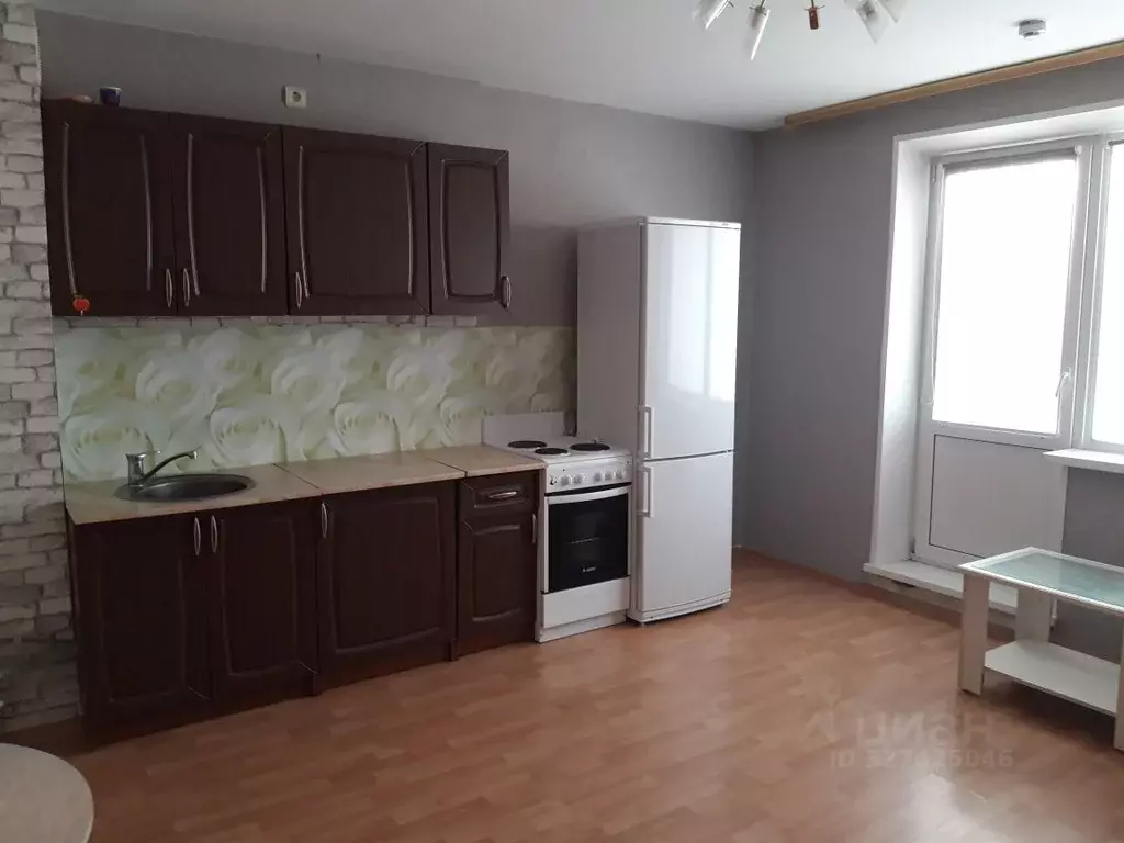 Студия Челябинская область, Челябинск ул. Петра Столыпина, 7 (24.0 м) - Фото 1