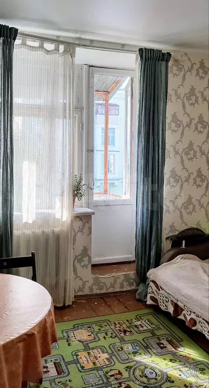 Комната 20,3 м в 4-к., 4/4 эт. - Фото 1