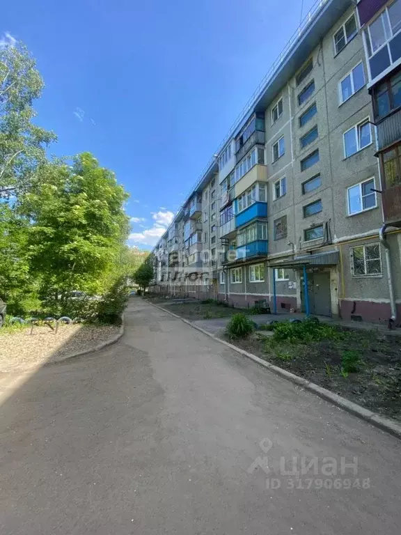 3-к кв. Алтайский край, Барнаул ул. Антона Петрова, 230 (61.3 м) - Фото 0