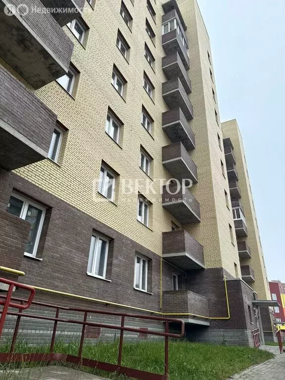 3-комнатная квартира: Ярославль, улица Комкора Хрипина, 3 (67.26 м) - Фото 1