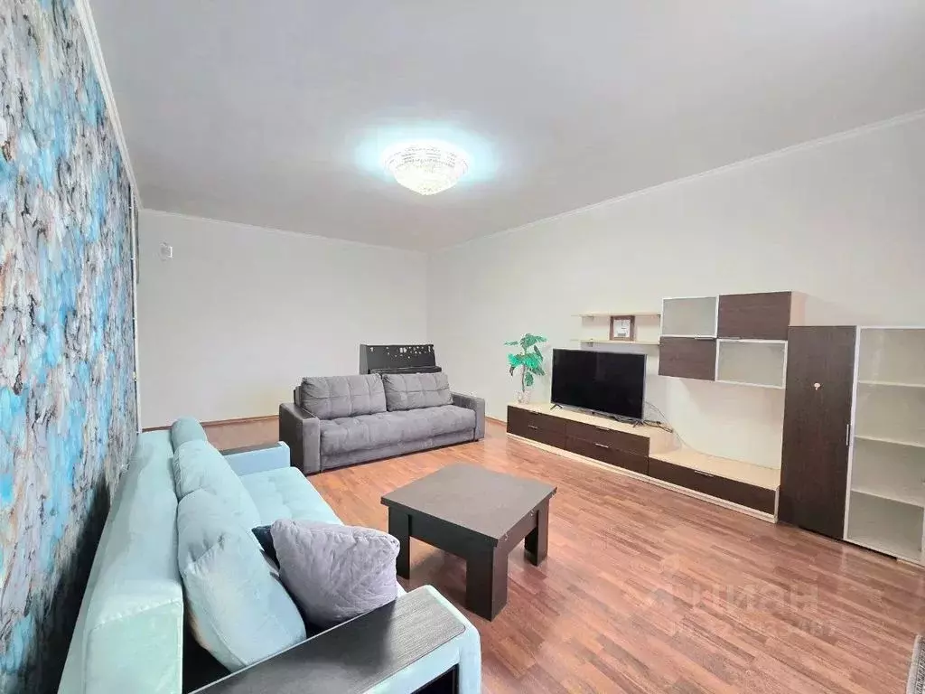 3-к кв. Бурятия, Улан-Удэ ул. Смолина, 52 (100.0 м) - Фото 1