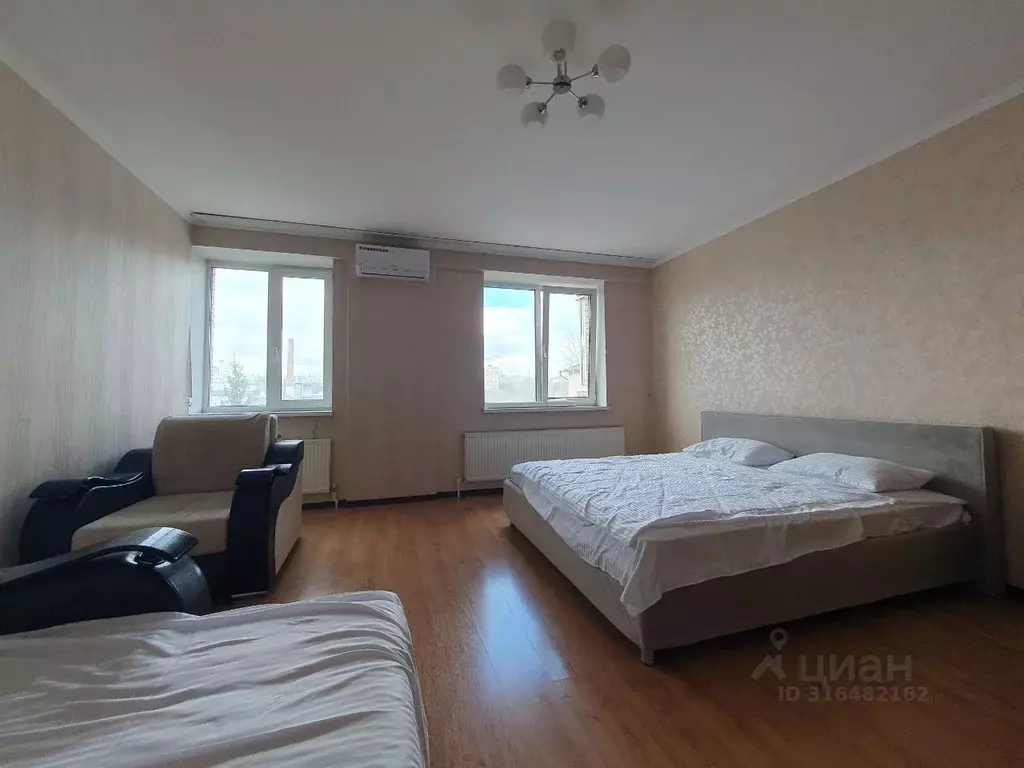 1-к кв. Татарстан, Казань ул. Масгута Латыпова, 58 (47.0 м) - Фото 1