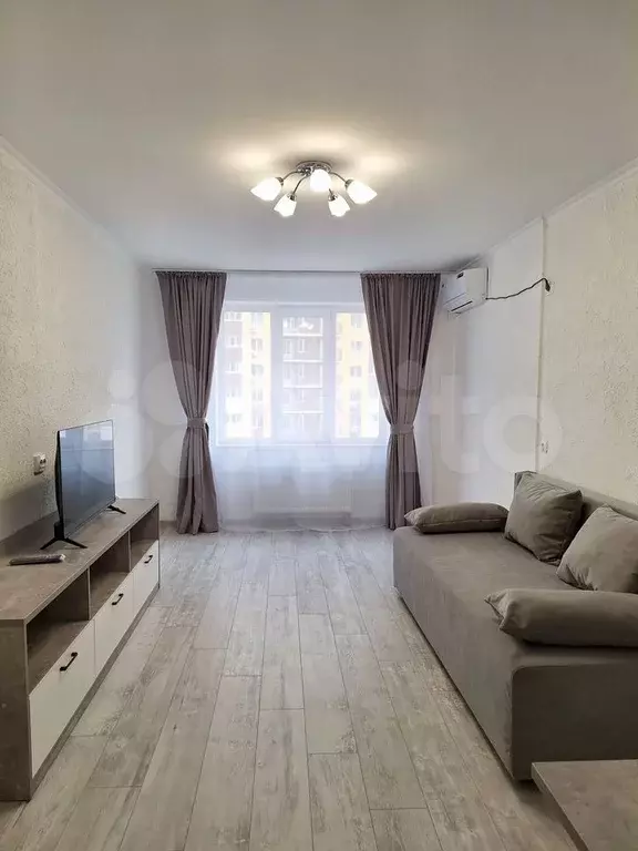 1-к. квартира, 43 м, 12/27 эт. - Фото 0
