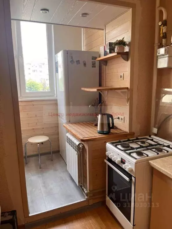 2-к кв. Белгородская область, Белгород ул. Макаренко, 30 (50.0 м) - Фото 0