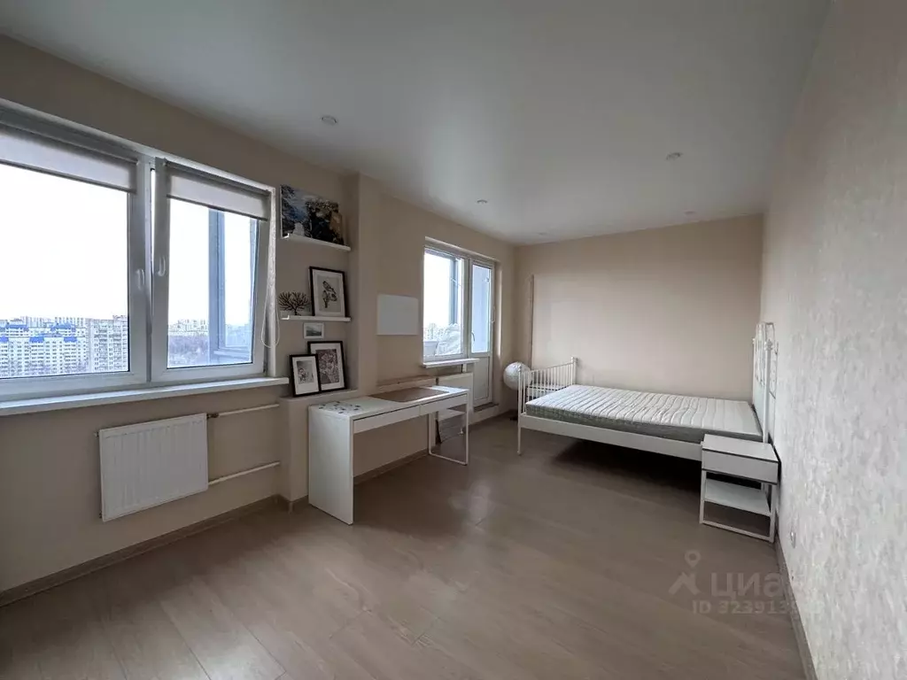 3-к кв. Санкт-Петербург ул. Дыбенко, 42к3 (86.0 м) - Фото 1