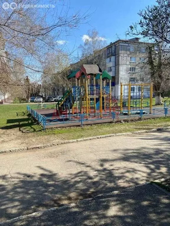 2-комнатная квартира: Новокуйбышевск, улица Ворошилова, 8А (45.4 м) - Фото 0