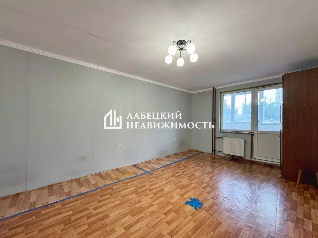 2-к кв. Ленинградская область, Всеволожский район, пос. Бугры ул. ... - Фото 0