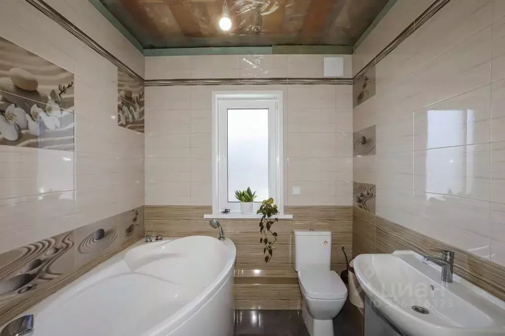 Дом в Иркутская область, Иркутский муниципальный округ, д. Новолисиха, ... - Фото 1