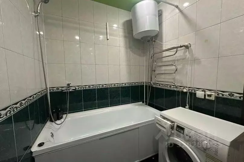 2-к кв. Башкортостан, Уфа ул. Мингажева, 140 (65.0 м) - Фото 1