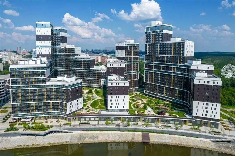 3-к кв. Свердловская область, Екатеринбург ул. Ткачей, 19 (120.43 м) - Фото 1