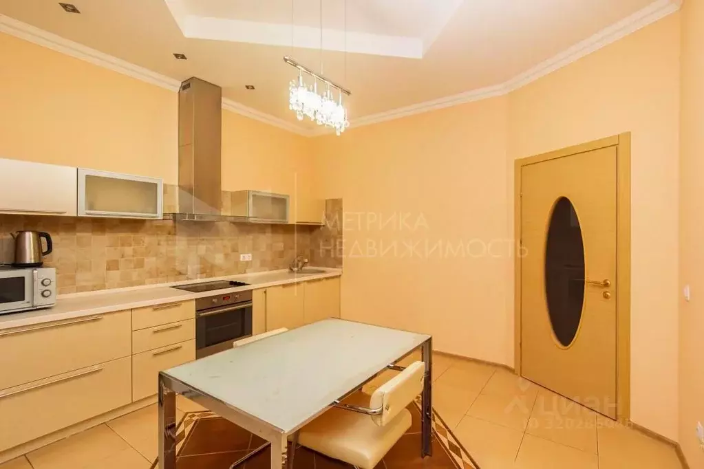 2-к кв. Тюменская область, Тюмень ул. Шиллера, 46к3 (90.0 м) - Фото 1