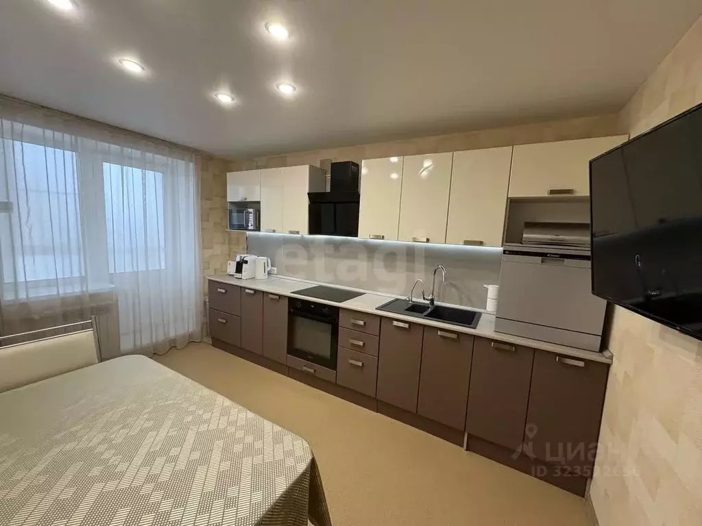 3-к кв. Саратовская область, Саратов ул. Имени Ю.И. Менякина, 8 (72.1 ... - Фото 2