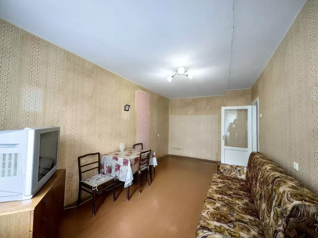 1-к кв. Ленинградская область, Волхов Новгородская ул., 8а (30.0 м) - Фото 1