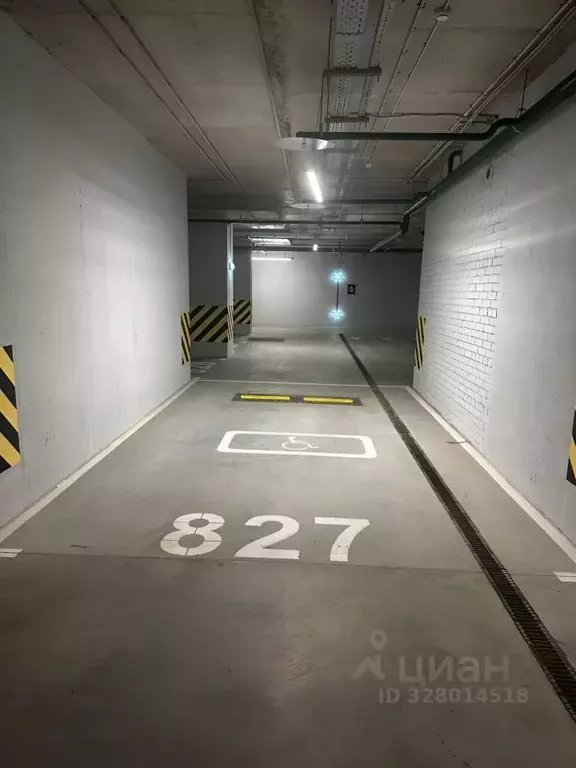 Гараж в Москва бул. Братьев Весниных, 1 (22 м) - Фото 1