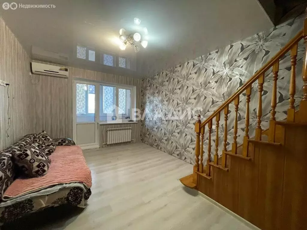 3-комнатная квартира: Элиста, 9-й микрорайон, 176к3 (83.7 м) - Фото 1
