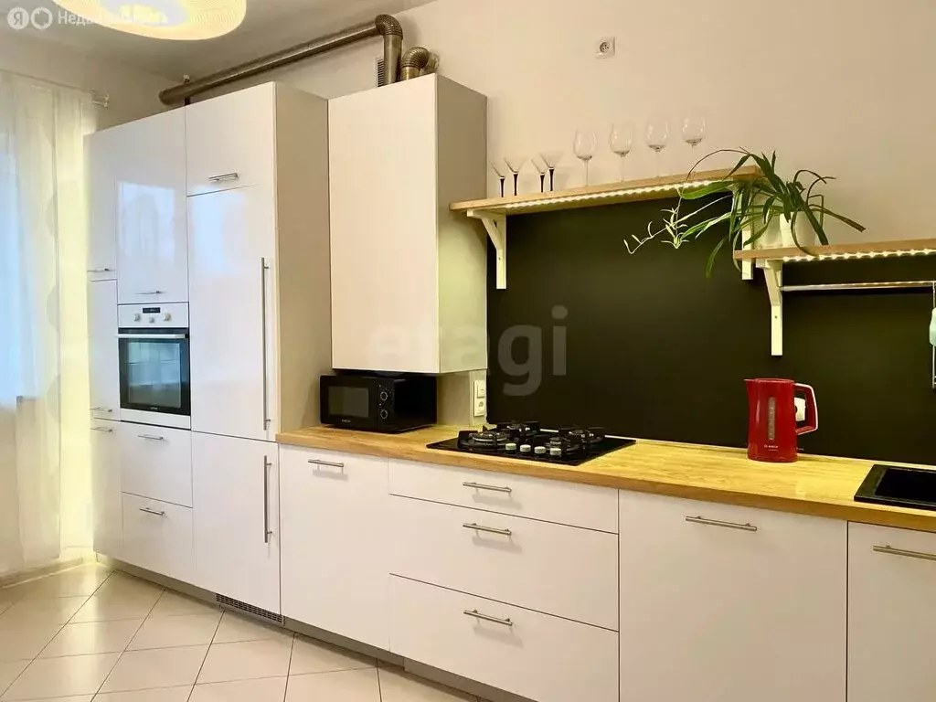 2-комнатная квартира: Калининград, Орудийная улица, 61 (64 м) - Фото 0
