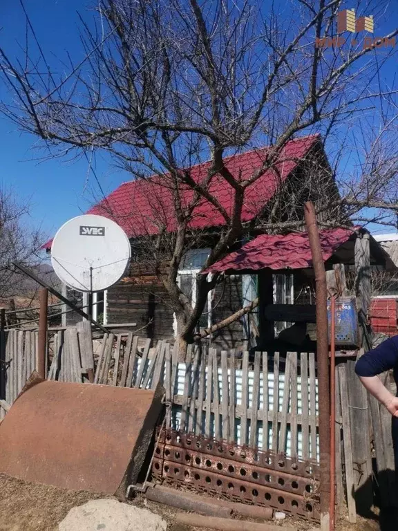 Дом в Приморский край, Партизанский муниципальный округ, с. Фроловка  ... - Фото 1