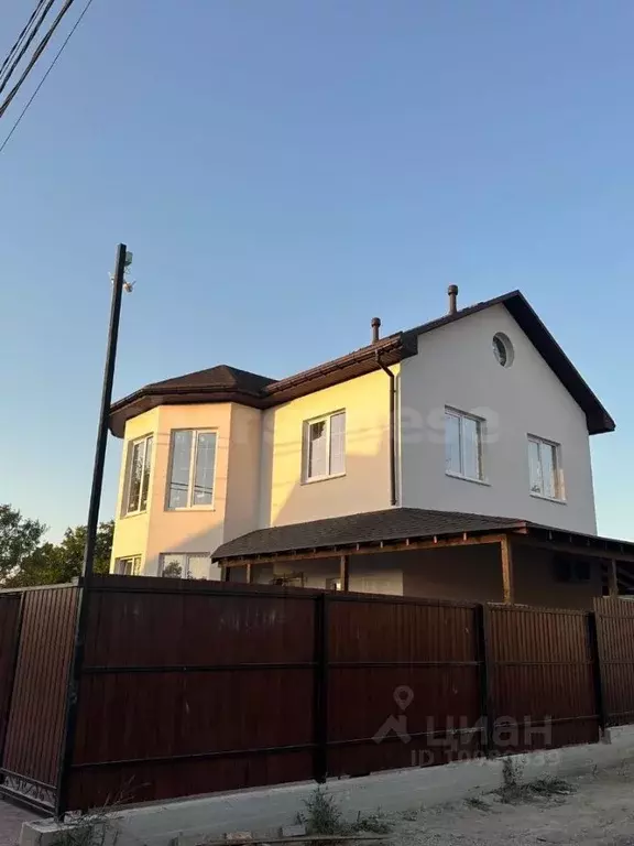Дом в Севастополь ул. Майская (143 м) - Фото 0