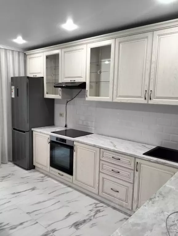 2-к кв. Курская область, Курск ул. Марата, 21 (83.0 м) - Фото 1