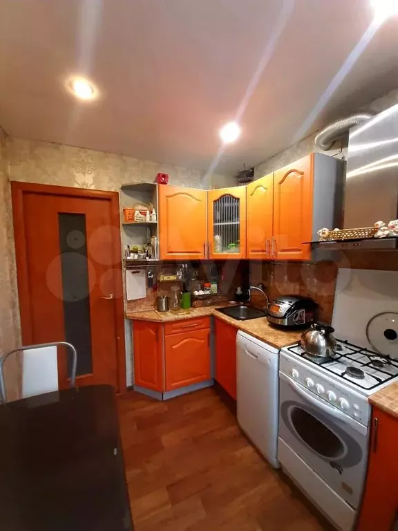 2-к. квартира, 50 м, 5/5 эт. - Фото 0