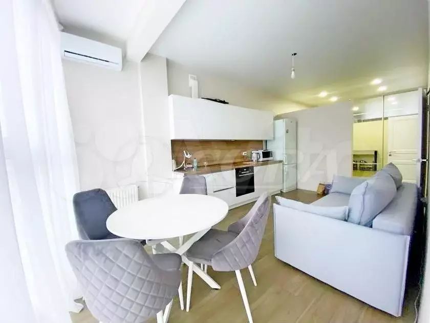 1-к. квартира, 50 м, 2/9 эт. - Фото 1