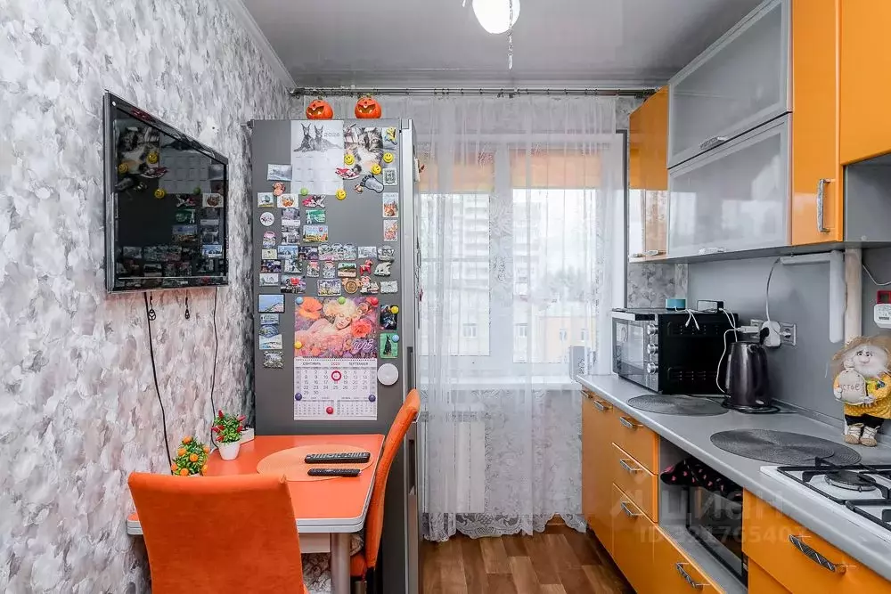 2-к кв. Омская область, Омск ул. Красный Путь, 61 (48.5 м) - Фото 2