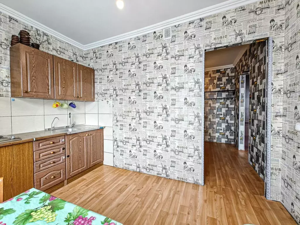1-к. квартира, 40 м, 6/10 эт. - Фото 1
