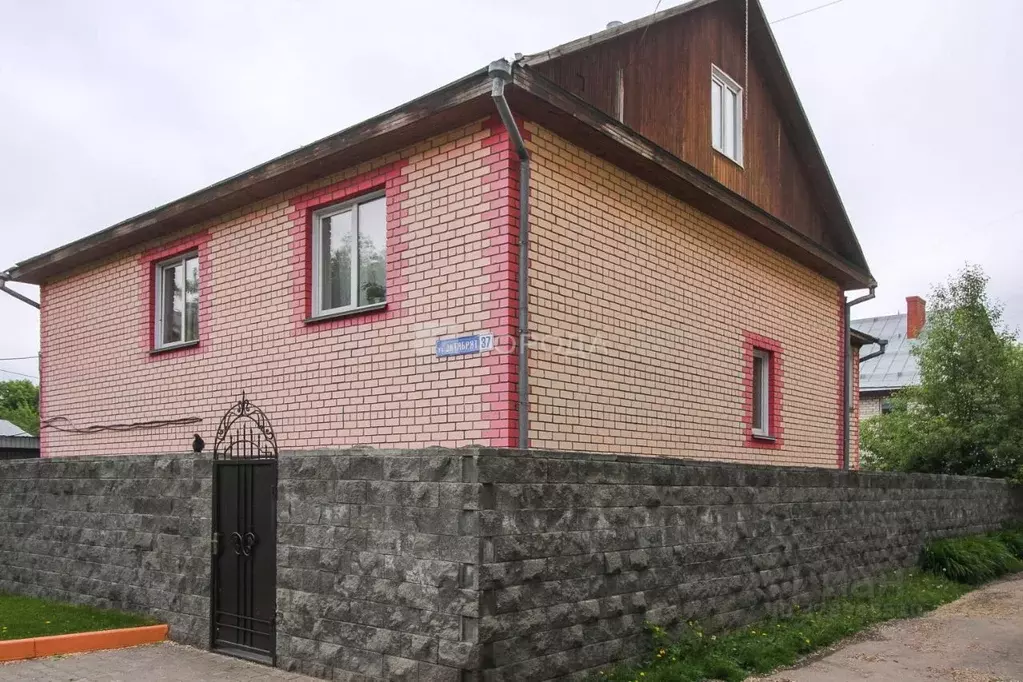 Дом в Алтайский край, Барнаул ВРЗ мкр, ул. Октябрят, 37 (280 м) - Фото 1