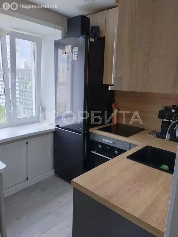2-комнатная квартира: Тюмень, улица 50 лет Октября, 70 (45 м) - Фото 1