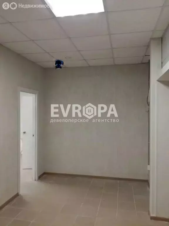 Торговая площадь (68 м) - Фото 1