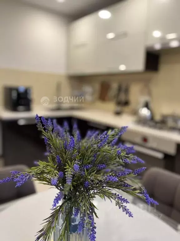 2-к кв. Чувашия, Чебоксары ул. Правая набережная Сугутки, 7 (59.7 м) - Фото 1