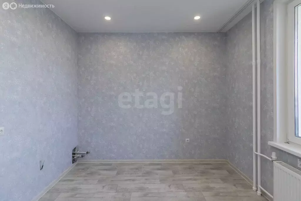 Квартира-студия: Тюмень, улица Менжинского, 60 (27.5 м) - Фото 2