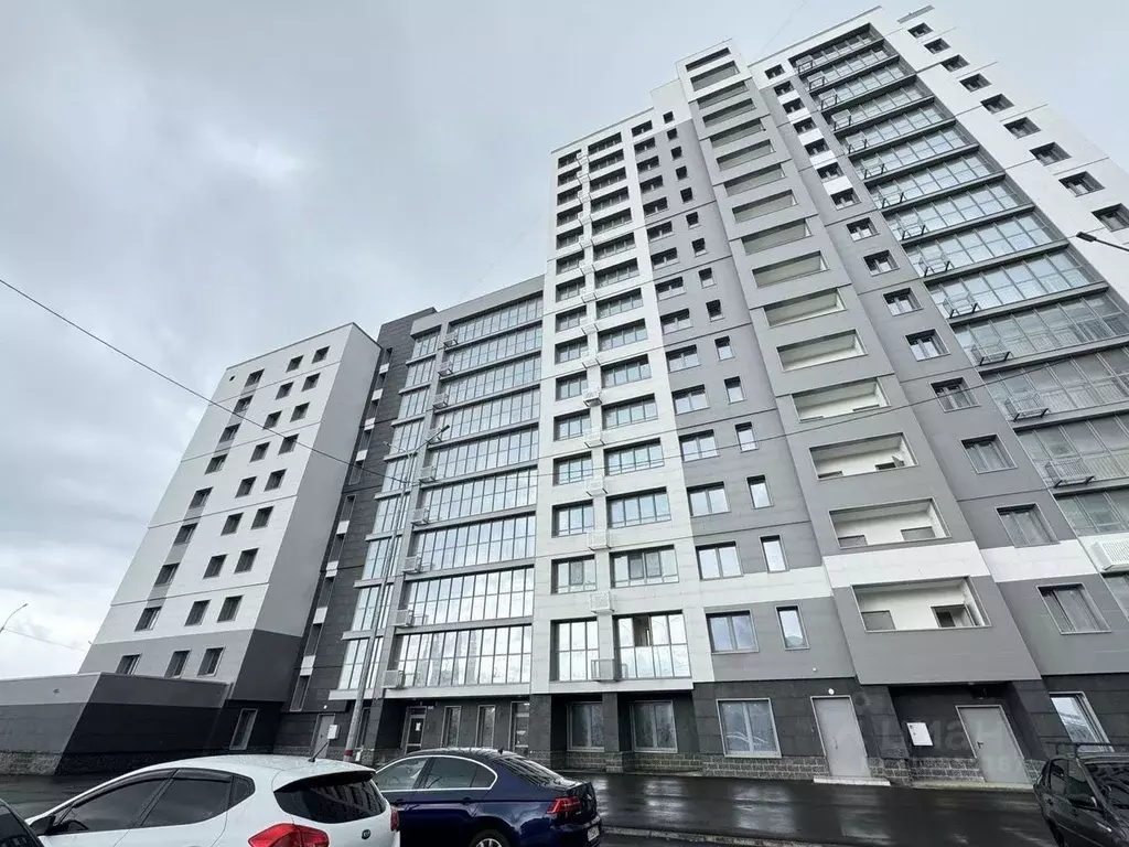 4-к кв. Башкортостан, Уфа ул. Октябрьской Революции, 62/1 (130.0 м) - Фото 0