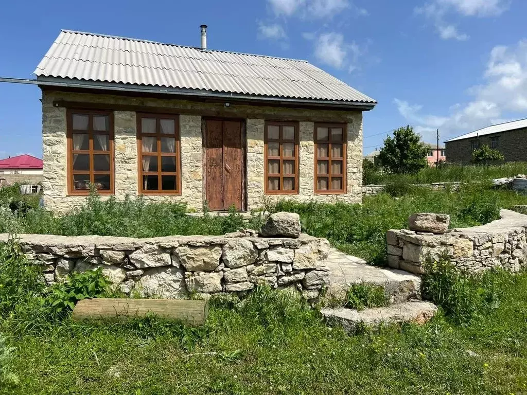 Дом в Дагестан, Хунзахский район, с. Итля ул. Магомеда Дадаева, 25 (56 ... - Фото 0