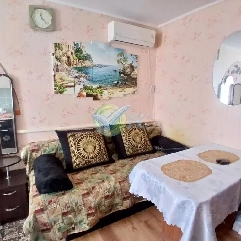 Дом в Крым, Феодосия ул. Олега Кошевого (100 м) - Фото 1
