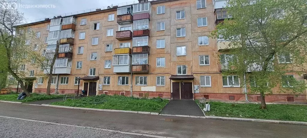 2-комнатная квартира: Нижний Тагил, улица Карла Либкнехта, 10 (41.3 м) - Фото 1
