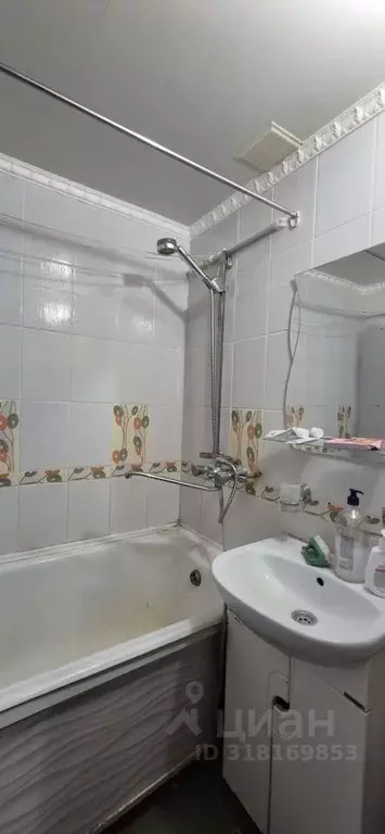 1-к кв. Чувашия, Чебоксары Хузангая ул., 6к1 (36.0 м) - Фото 1