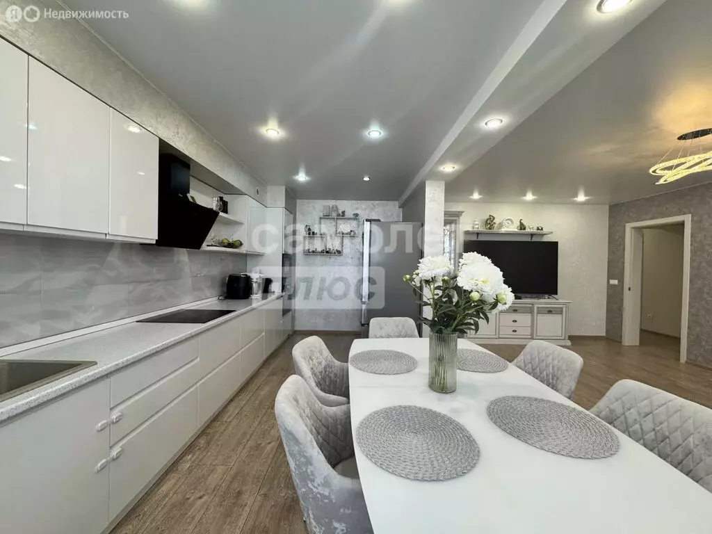 4-комнатная квартира: Димитровград, улица Менделеева, 21 (106 м) - Фото 1