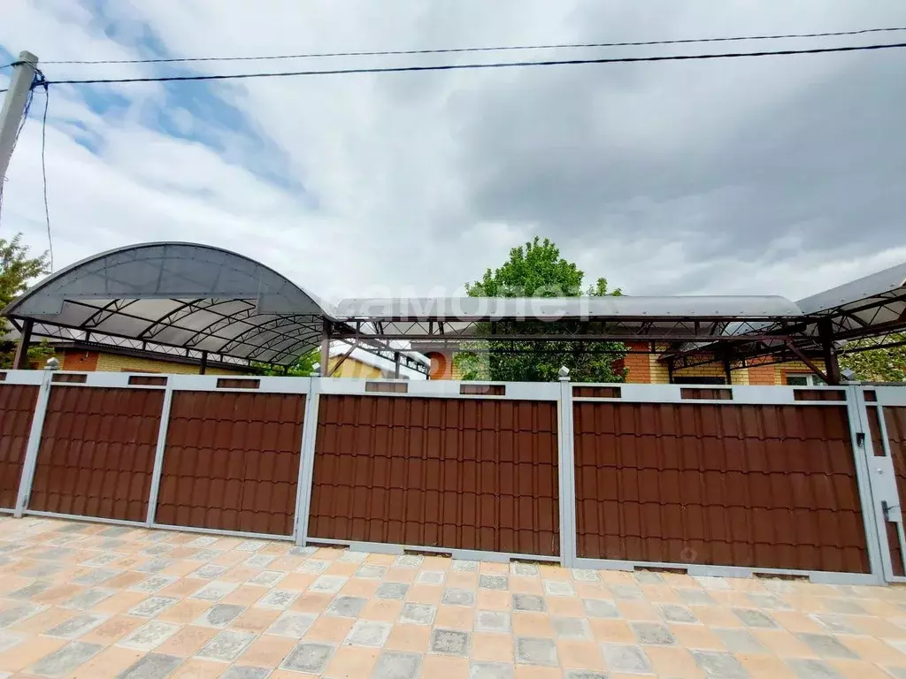 Коттедж в Оренбургская область, Оренбургский район, с. Нежинка ул. ... - Фото 1