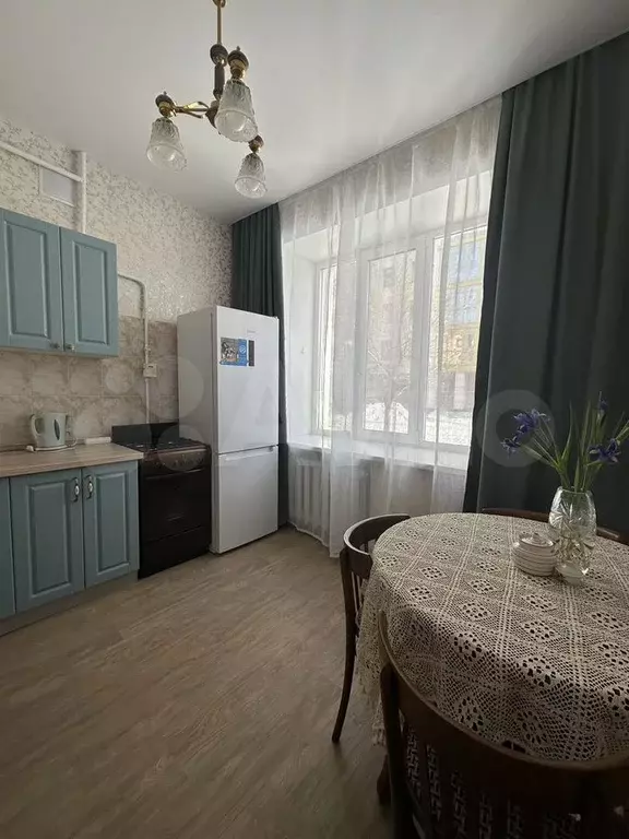 2-к. квартира, 54 м, 1/5 эт. - Фото 0