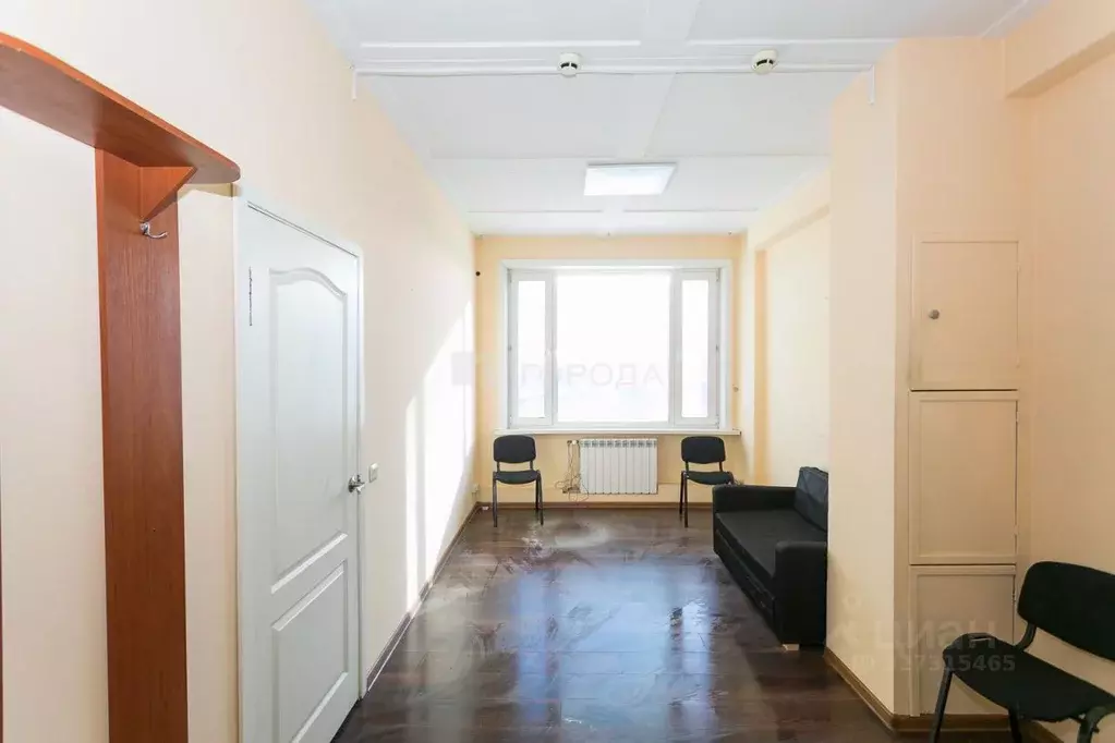 Офис в Новосибирская область, Новосибирск ул. Петухова, 17 (35 м) - Фото 1