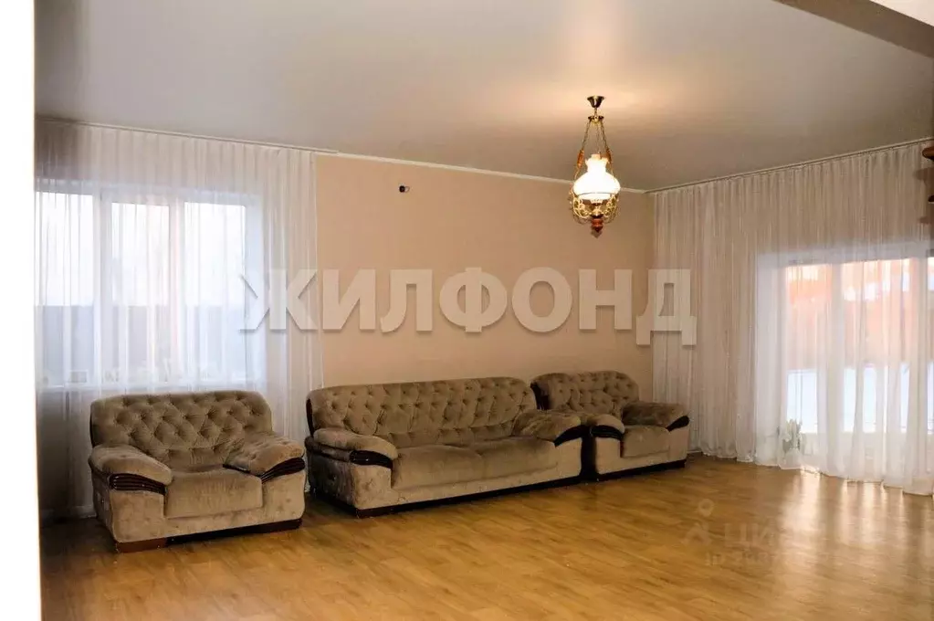 Коттедж в Хакасия, Усть-Абаканский район, с. Зеленое ул. Луговая, 11 ... - Фото 2