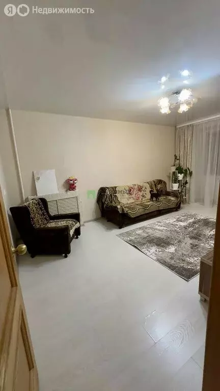 3-комнатная квартира: Ижевск, улица имени Татьяны Барамзиной, 28 (60 ... - Фото 1