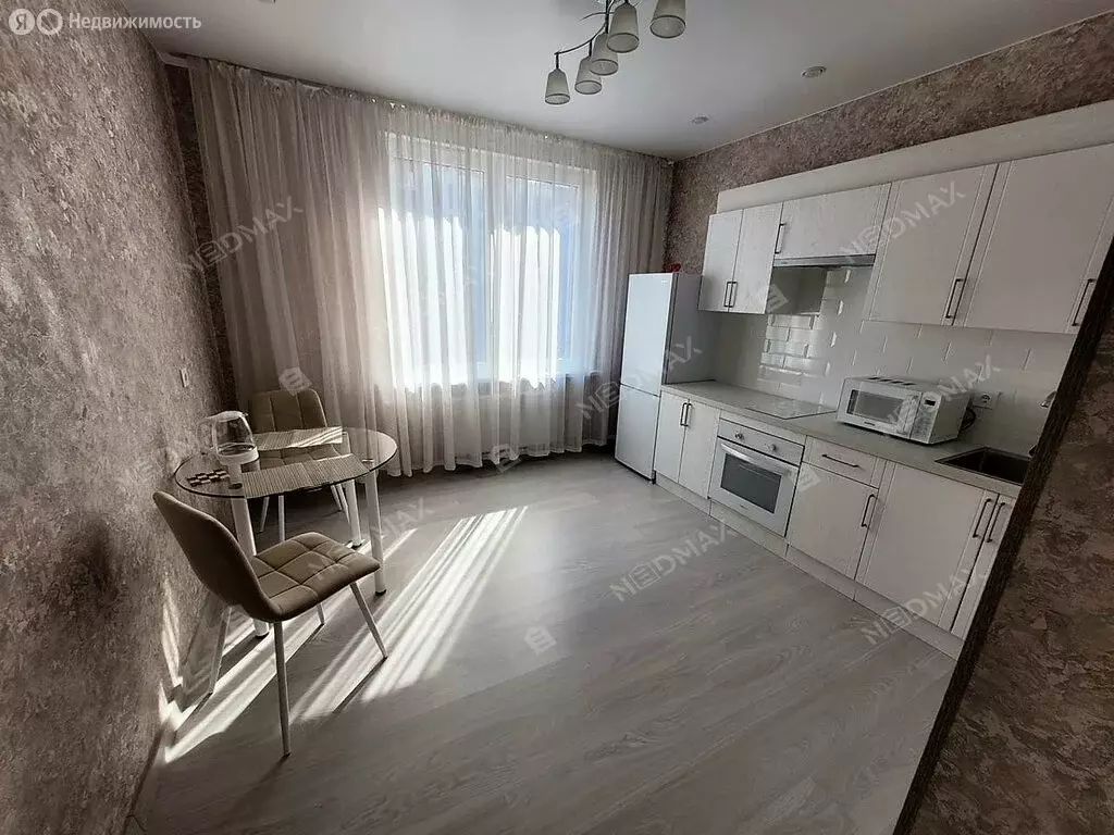 1-комнатная квартира: Санкт-Петербург, Измайловский бульвар, 9 (40 м) - Фото 0