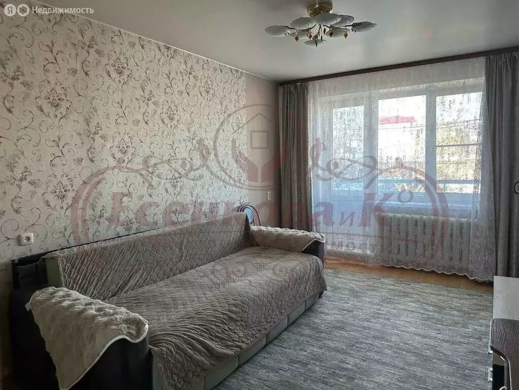 3-комнатная квартира: Курган, улица Черняховского, 4А (63.1 м) - Фото 1