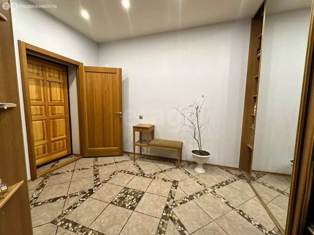 3-комнатная квартира: Нижний Тагил, улица Островского, 15 (128 м) - Фото 2