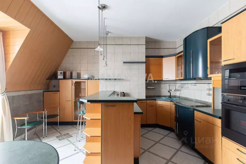 4-к кв. Санкт-Петербург 16-я Васильевского острова линия, 37 (175.5 м) - Фото 2