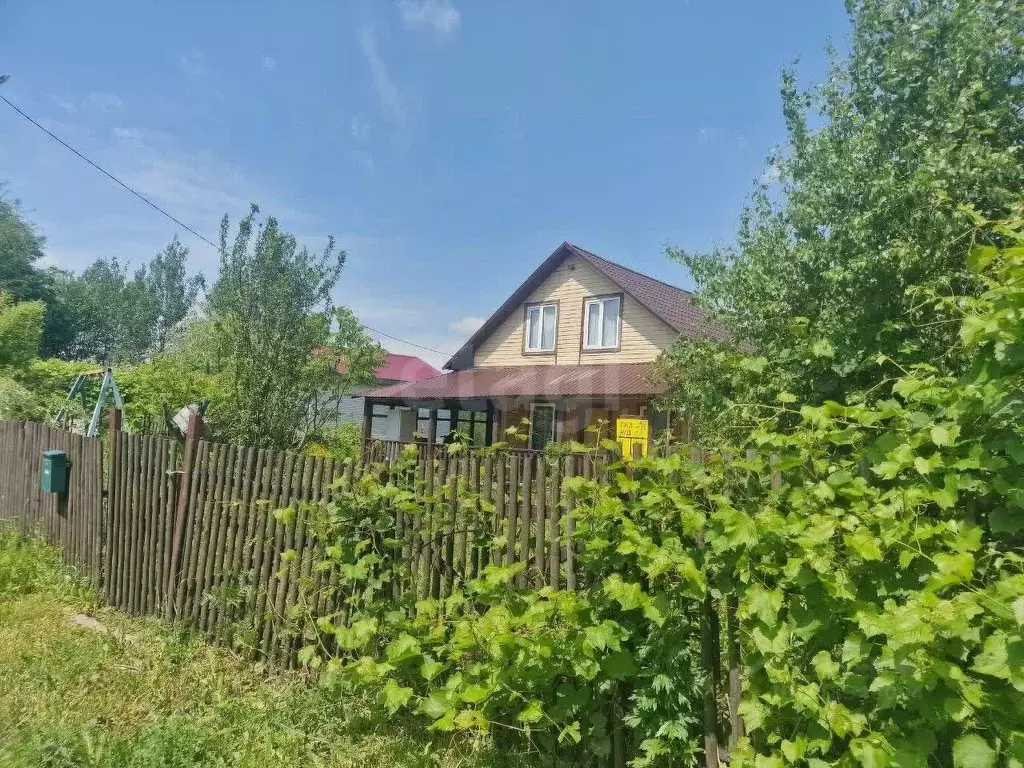 Дом в Калужская область, Перемышльский район, Горки с/пос, с. Рыченки ... - Фото 0